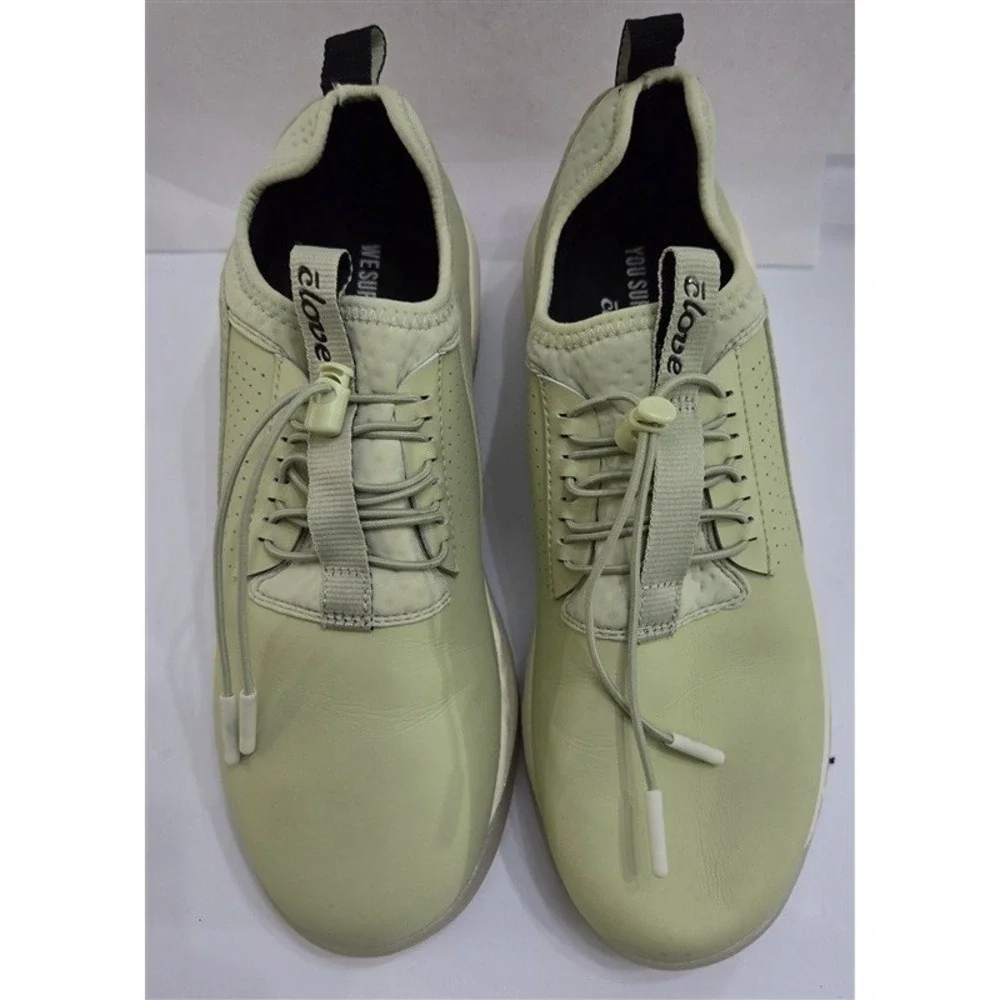 NWOT Clove 8 Classic Nursing Tennis Slip Resistant Shoes Moss Green 127482 - Picture 7 of 7
